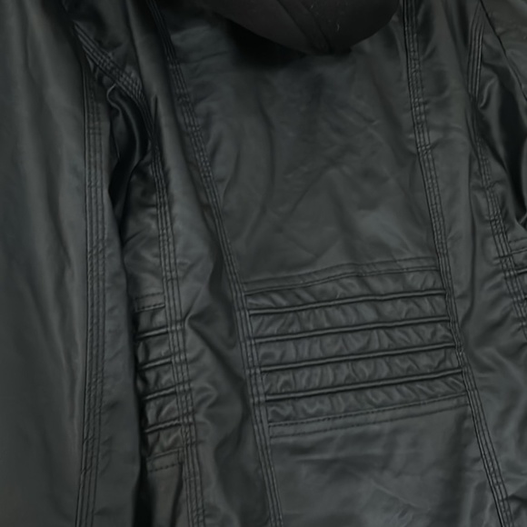 Blivener Women’s Medium Zipout Hoodie Jacket. - Picture 4 of 5